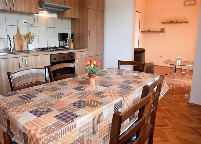 Eufemija-rab Apartment Kampor